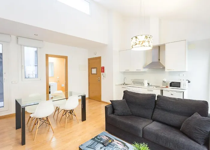 The Lucky Flats - Artilleros Apartament